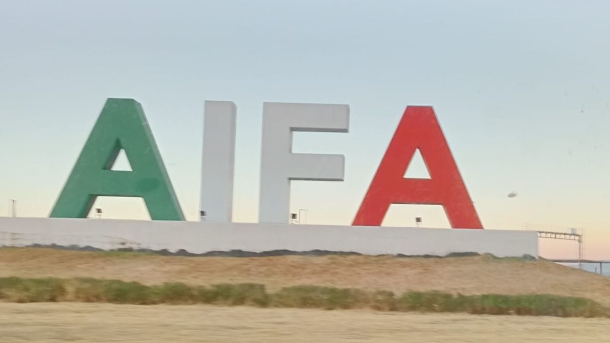 Aeropuerto Internacional Felipe Ángeles recibe Premio Versalles