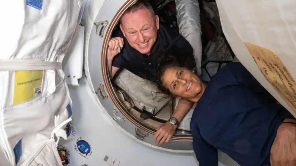 Tras nueve meses de incertidumbre en el espacio, astronautas varados regresan a la&nbsp;tierra