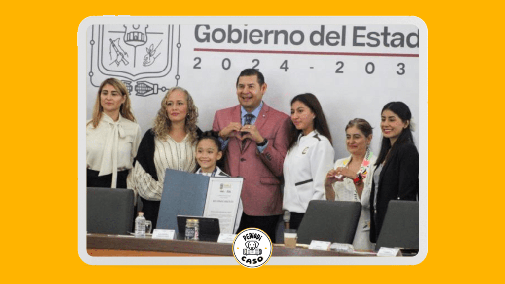 Gobierno estatal reconoce a jóvenes poblanos por su excelencia deportiva y científica