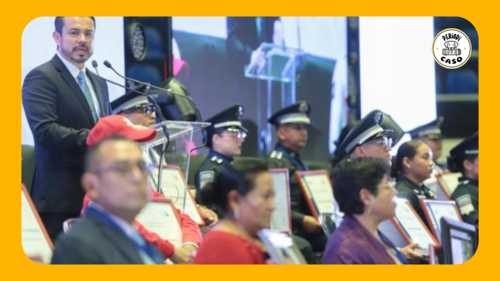 Reconocen a más de 50 servidores públicos por su entrega y&nbsp;vocación