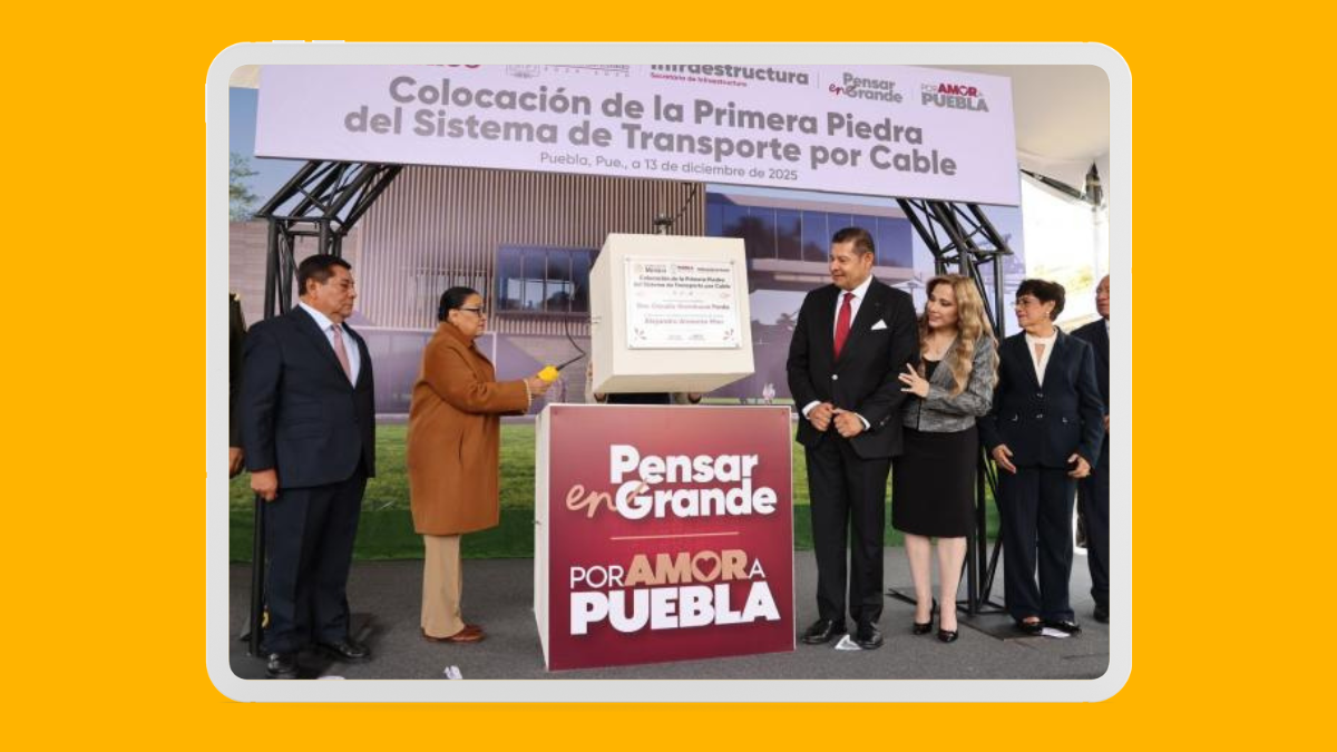 Colocan primera piedra del Sistema de Transporte por Cable en Puebla