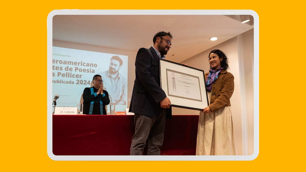 Entregan Premio Iberoamericano de Poesía Carlos Pellicer a Alí Calderón