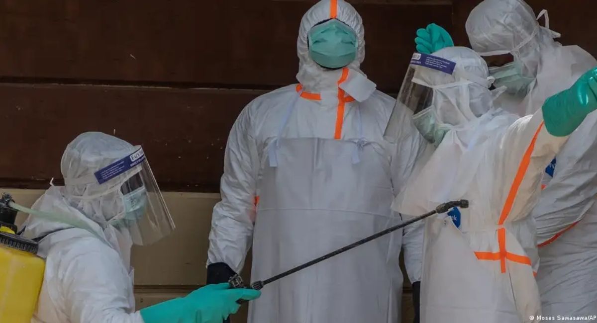 Francia activa protocolos tras detectar primer caso de ébola