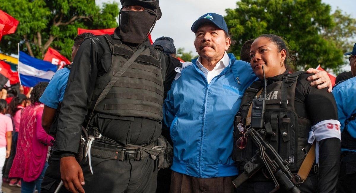 Ortega impulsa mandato de siete años y busca cerrar paso a opositores