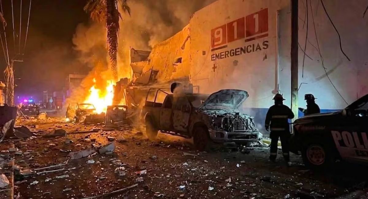 Coche bomba estalla frente a comandancia en Zacatecas; deja siete heridos