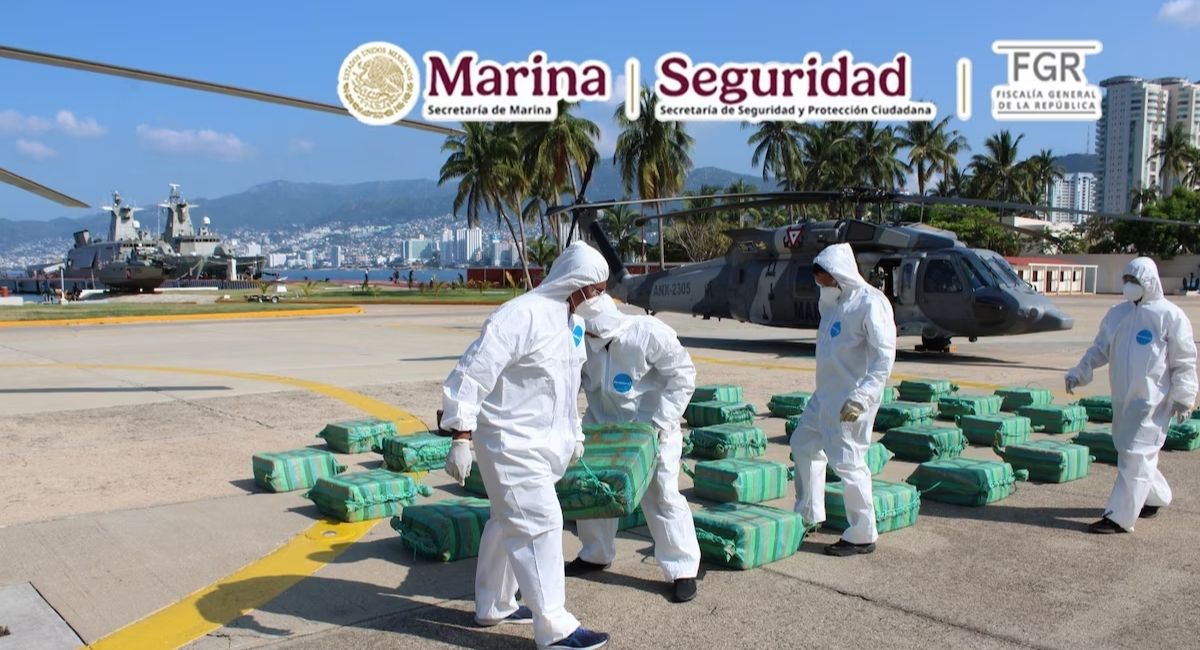 Marina asegura 1.9 toneladas de cocaína frente a costas de Guerrero