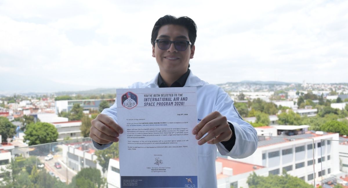 Egresado de la BUAP participará en programa aeroespacial de la NASA