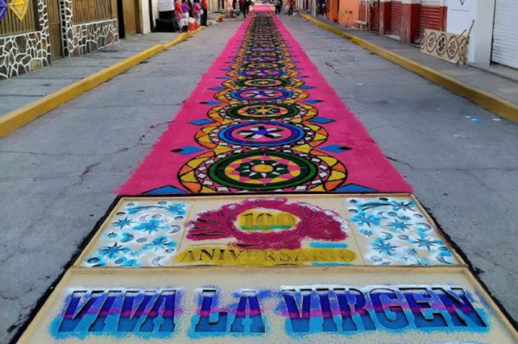 La Noche Mágica de Acatzingo cubrirá sus calles con más de 9 km de alfombras